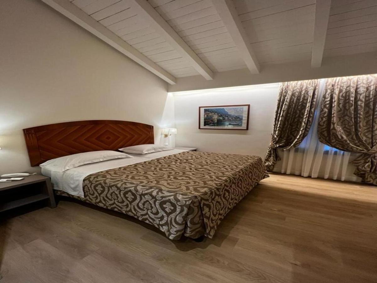 Savoia Hotel Country House Болонья Экстерьер фото
