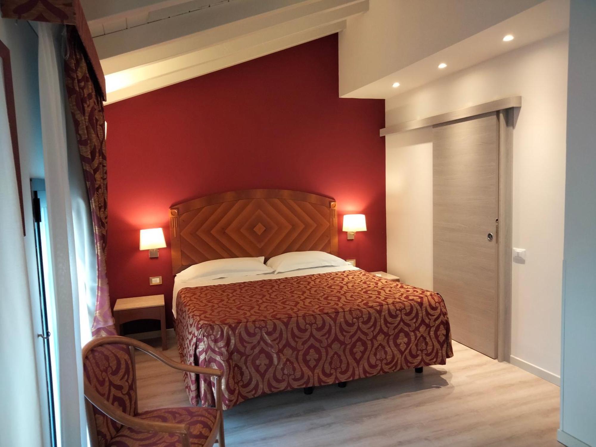 Savoia Hotel Country House Болонья Экстерьер фото