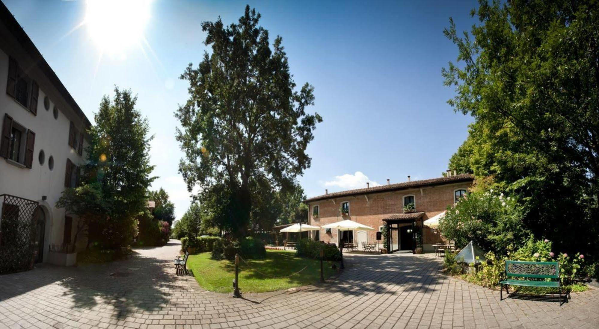Savoia Hotel Country House Болонья Экстерьер фото